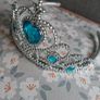 Frozen Elsa plait wig and crown Image 3