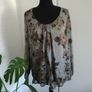 Floral Italian silk blouse size 10-12 Image 5
