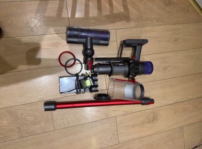 dyson v10