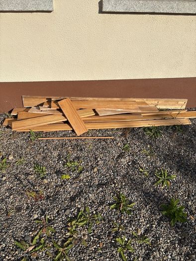 skirting board