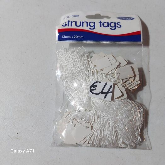 200 Tie on Labels