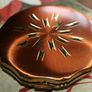 Kigu metallic  Vintage Ladies Powder Compact 3" Image 2