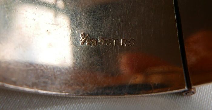 Antique Solid 1/20 9ct R.g. Rolled Gold Bangle With Safety Chain 50,4g