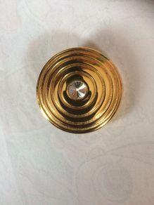 ladies brooch