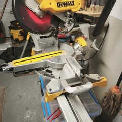 Dewalt dws727+ Stand