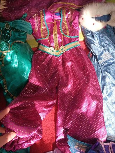 Fancy Dress costumes ages 5-6