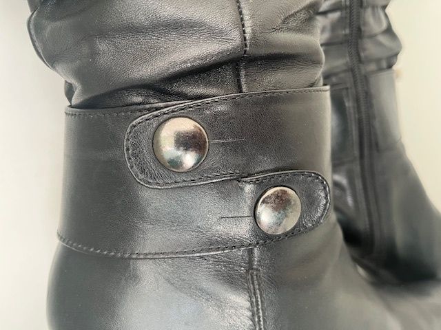 Marco Tozzi  Black leather boots-Softest Leather High Heels Size Uk 6 Eu 39.  Elegant.  In SUPER Condition.
