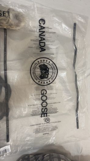 Canada goose wyndham parka
