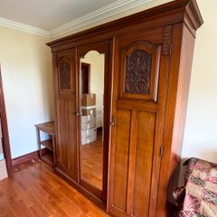 Wardrobe/Armoire