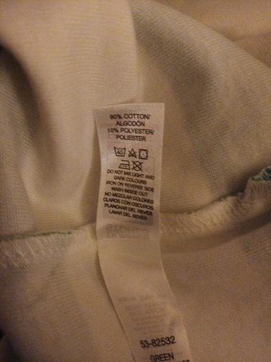 Dunnes  Stores  Long Sleeved Top.  Age : 4-5 years.  NEW.