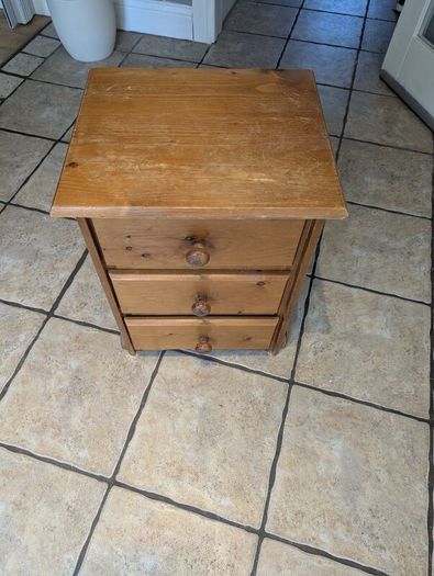 Solid Pine 3 Drawer Bedside Locker