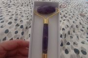 New Jade face roller