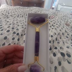 New Jade face roller