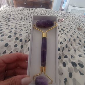 New Jade face roller