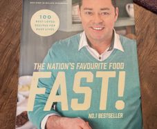 Neven Maquire The Nations Favourite food Fast cook
