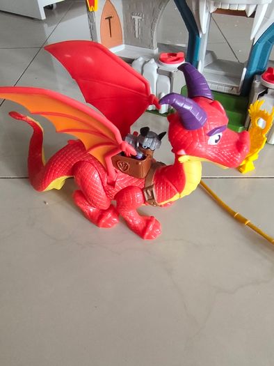 Castle, knight, dragon
