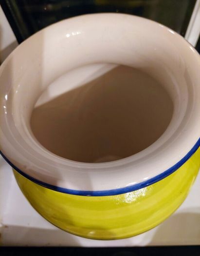 Pretty vase