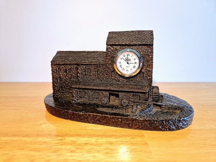 Rynhart Bronze Collectables Clock