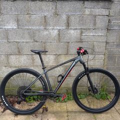 Scott Scale 970 Mountain Bike (Very Good Condition)