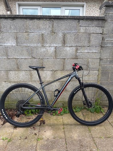 Scott Scale 970 Mountain Bike (Very Good Condition)