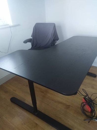 IKEA corner table black