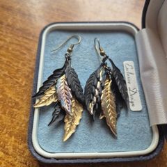 Vintage Light Multileaf Earrings