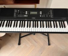 Keyboard Yamaha PSR-E363 Electronic Keyboard