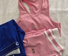 alo top and leggings xs