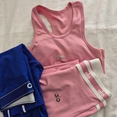 alo top and leggings xs