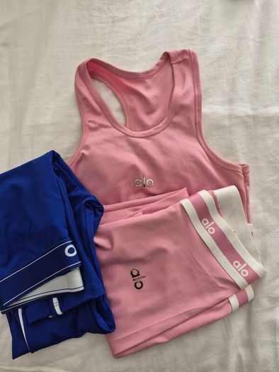 alo top and leggings xs