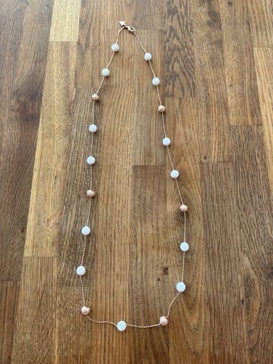 Guess 3 piece rose gold and white jewellery set.l