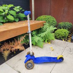 Micro Scooter & Helmet