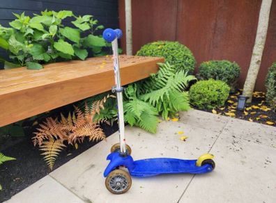 Micro Scooter & Helmet