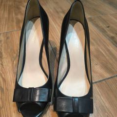 Nine West Black Leather Bow Peep Toe Heels