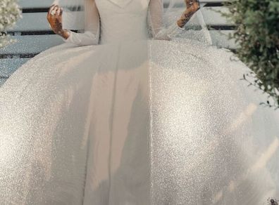 Wedding dress