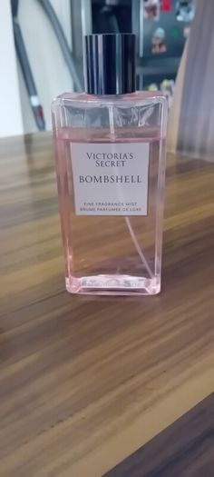 Victoria's secret Bombshell  fine fragrance mist 250ml