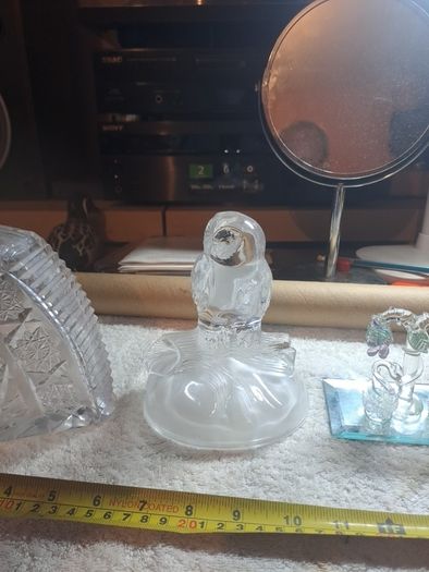 Glass crystal figures