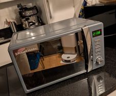 Russell Hobbs 700w microwave