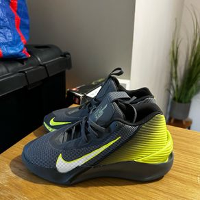 Nike g.t  jump academy