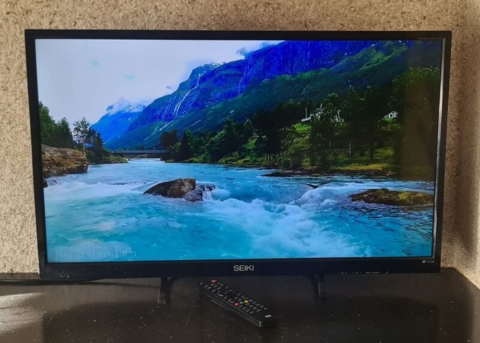 Seiki 32-inch Smart LED TV Model: SE32HD01UK
