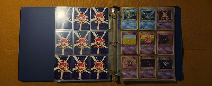 Pokemon JPN 1996 Near-Complete Base Set Binder