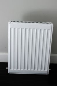 Radiator Small - Double Panel / Double Convector 51 cm (H) x 40cm (L) - LIKE NEW