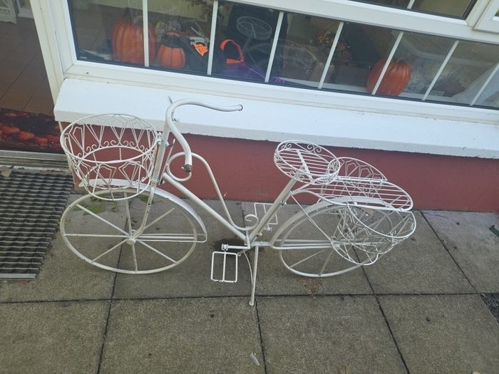 shop display bike