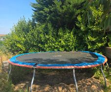 Trampoline