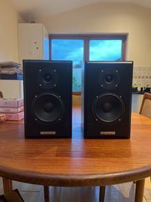 Ruark sabre 1 bookshelf speaker