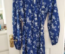 Floral shift dress