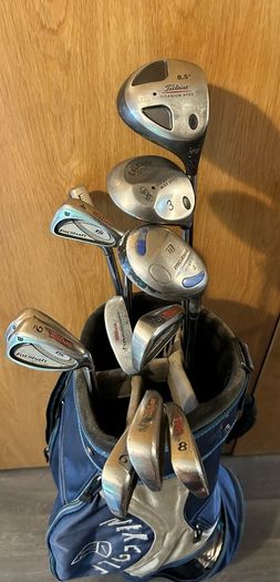 Full beginner golf set Titleist and Wilson with bag and golf balls