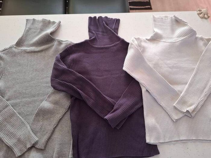 3 Highneck sweaterssize 6-7 years