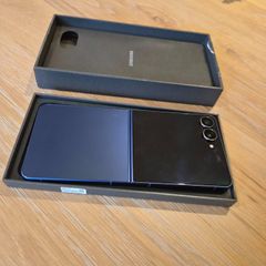 Samsung Galaxy Flip 7
