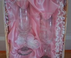 Engagement champagne flutes
